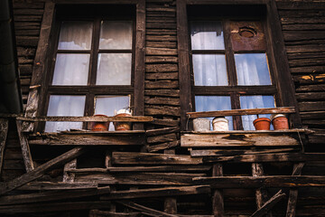Examples of wooden old windows