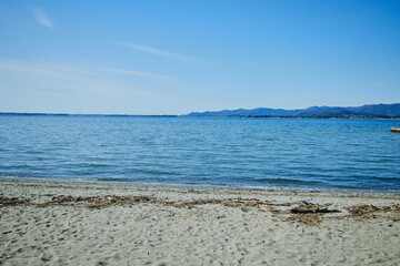 青い空と青い海、日本の沿岸部