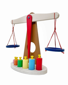 Wooden weighing beam balance, weighing scale, measurement scale toy for kids.