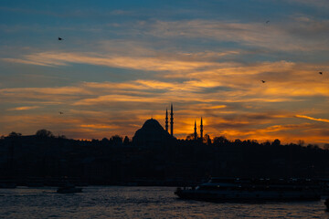 Naklejka premium Istanbul silhouette background. Silhouette of Suleymaniye Mosque at sunset.
