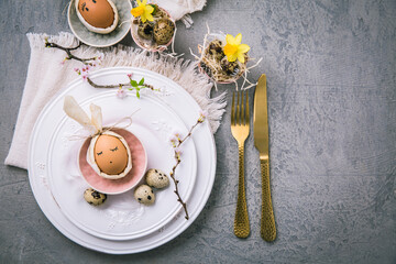 Easter plate setting, Easter dining table
