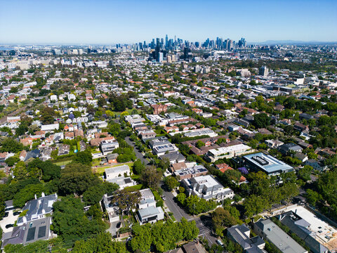Aerial image above the Melbourne suburb of Toorak looking towards the CBD