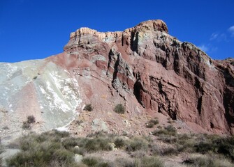 Fototapeta premium geological layers of sandstone and limestone 