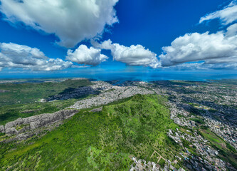 Tour of Mauritius from the Underwater Water fall to the mountains