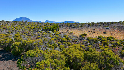 Fototapeta premium Paysage montagneux et volcanique