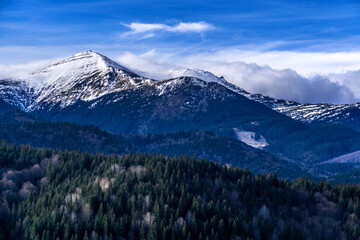 Obraz premium Sunrise over Chornohora ridge