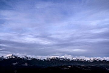 Naklejka premium Sunrise over Chornohora ridge
