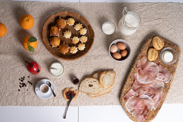 italian, Sardinian Breakfast.
Colazione Sarda e Italiana