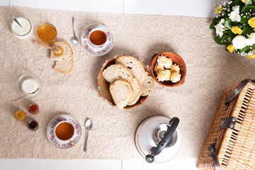 italian, Sardinian Breakfast.
Colazione Sarda e Italiana