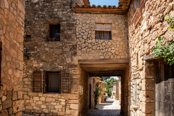 Fototapeta na wymiar Old town of de Siurana, beautiful village on top of the mountain, Tarragona, Spain