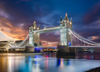 Fototapeta na wymiar The skyline of London after sunset time: Tower Bridge and Thames riverside