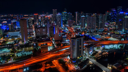 Fototapeta na wymiar Downtown Miami from air at night