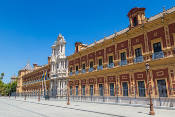 Fototapeta na wymiar Palace of Saint Telmo in Sevilla