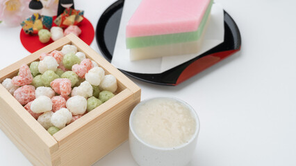 日本の文化・ひな祭りイメージ｜雛あられ・ひし餅・甘酒