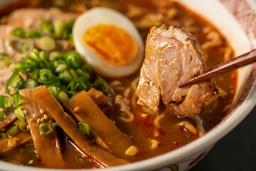 美味しいラーメンとチャーシュー