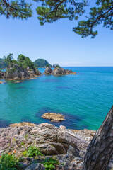 Fototapeta premium 夏の浦富海岸 鳥取県 浦富海岸