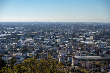 Fototapeta na wymiar View of the city from the top of the mountain