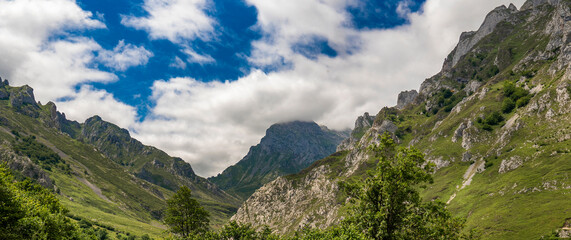 Naklejka na ściany i meble Mountain Range, Picos de Europa National Park, Asturias, Spain, Europe