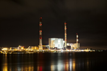 Obraz na płótnie Canvas Cordemais Power Station