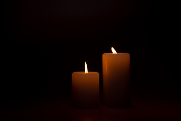 ピンクの背景とキャンドル