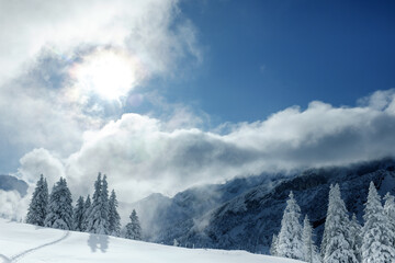 Obraz premium Idyllische Winterlandschaft in Garmisch-Partenkirchen