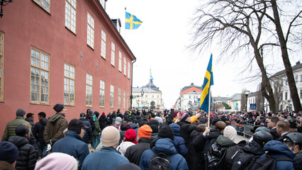 Crowd walking when the King of Sweden visit Nykoping