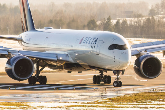 Vilnius Lithuania 2023-02-15
Reg: N508DN, DELTA AIR LINES, AIRBUS A350-900.