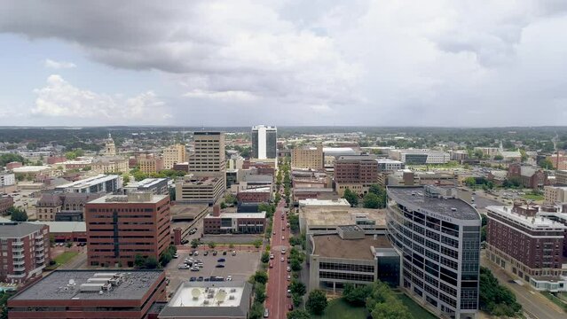 Aerial 4k Shot of Downtown Evansville Indiana 