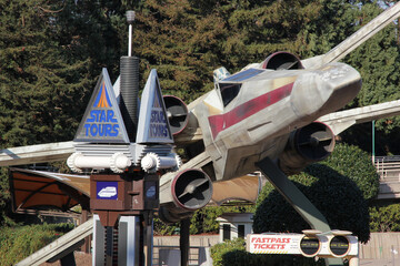 Naklejka premium Parc à thème Disneyland Paris et Walt Disney Studios