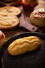 Cacahuate. Shortbread cookie type bread called Cacahuate, is a typical Mexican sweet bread that is very popular in the center of the country and other states.
