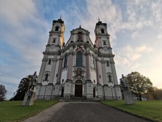 Fototapeta premium beautiful baroque church entry