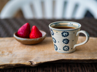 デザートのいちごと食後のコーヒー