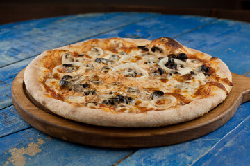 Pizza with vegetables