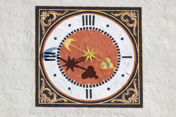 Fototapeta na wymiar Uhr am Kloster Rottenbuch