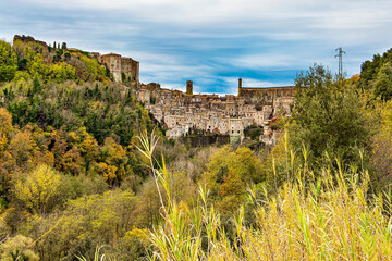 Fototapeta premium The ancient part of the Tuscan hills.