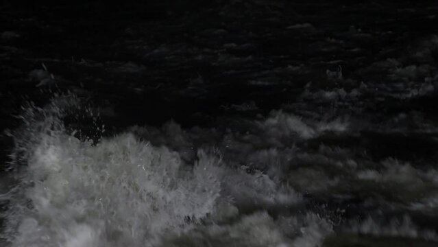 Waves in the Night (50 fps)