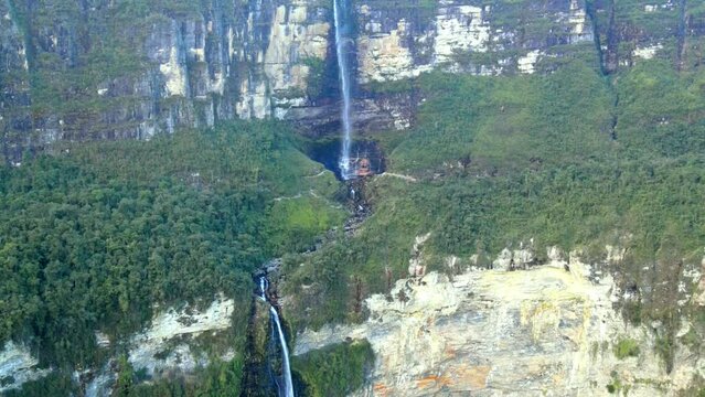 The best of Peru: De Gocta Waterfall in Amazonas - Bongar&aacute;