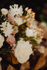 Bouquet de fleurs moderne et créatif