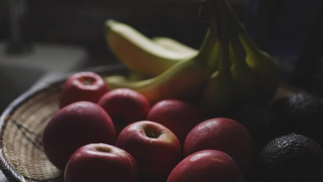 Apples and bananas in a fruit bowl