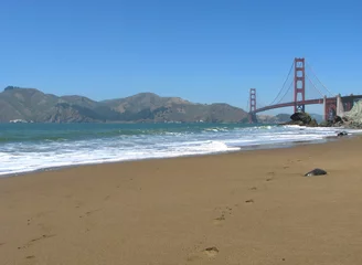 Crédence de cuisine en verre imprimé Plage de Baker, San Francisco Baker Beach in San Francisco with Golden Gate Bridge and Marin Headlands