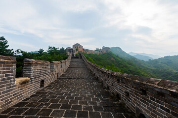 Great Wall in China，The Great Wall and the beautiful clouds in the morning