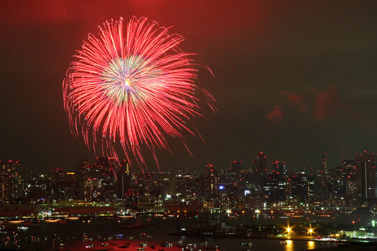 東京湾大華火祭 in 2012