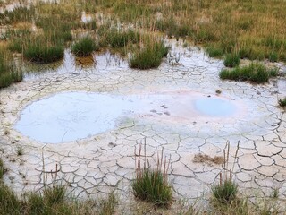 yellowstone geothermal park