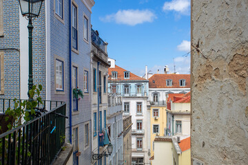 Fototapeta na wymiar Vicoli di Lisbona.