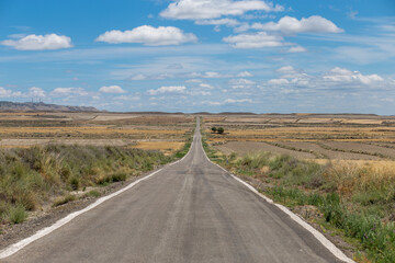 Strada dritta verso l'avventura, Spagna.