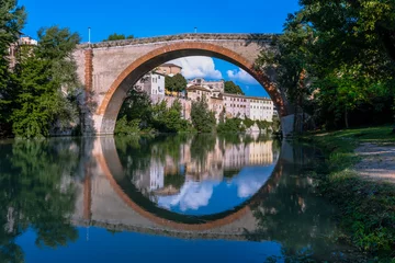 Photo sur Plexiglas Ponte Vecchio Ponte sul Metauro a Fossombrone.