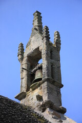 Glockenturm einer Kapelle im franz&ouml;sischen Plouezoc'h