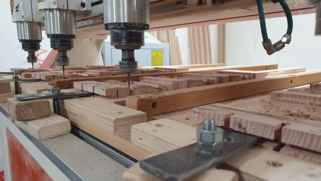 Manufacture of furniture on a milling machine