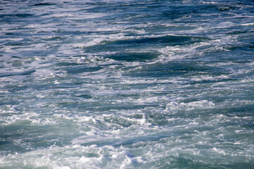 Fototapeta premium 荒い海の波 その2