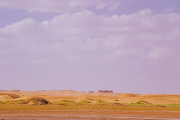 sane dunes and sky